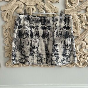 Zara Monochrome Patterned Mini Skirt